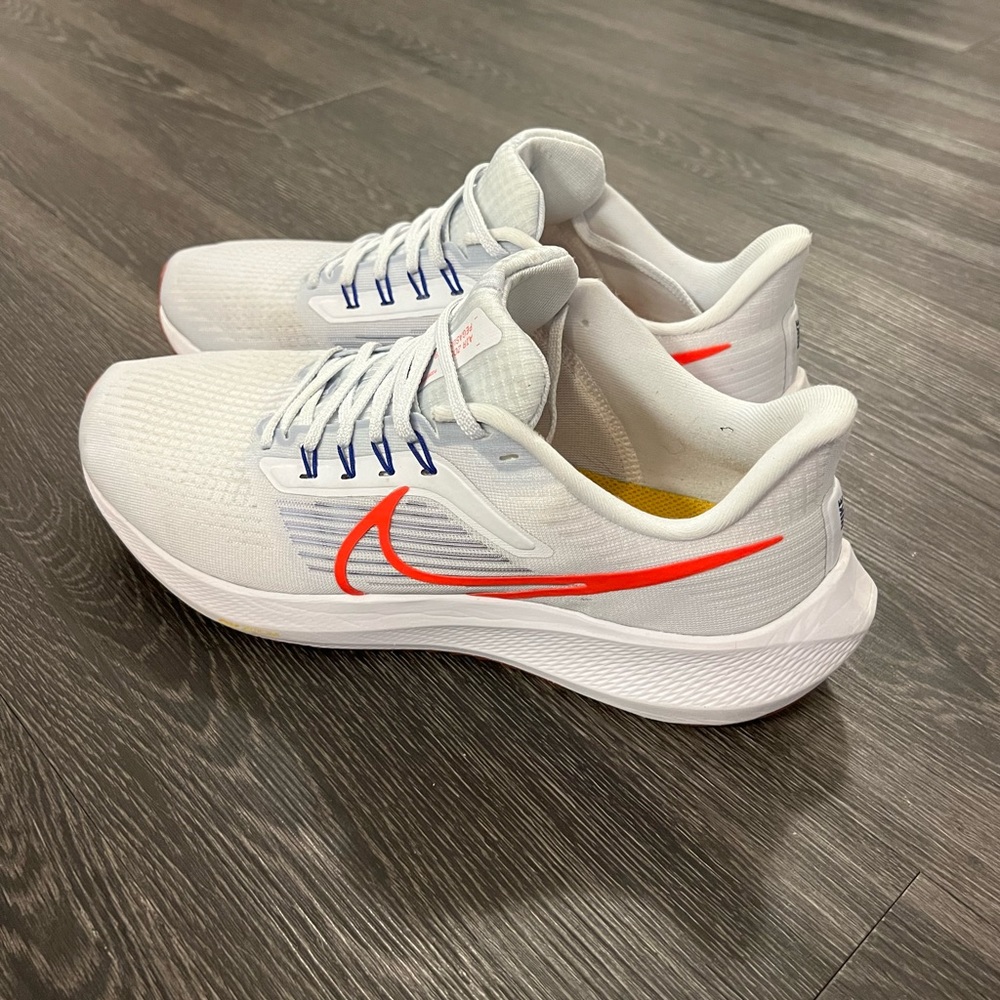Nike Air Zoom Pegasus 39 Running Shoes Men’s Size 10